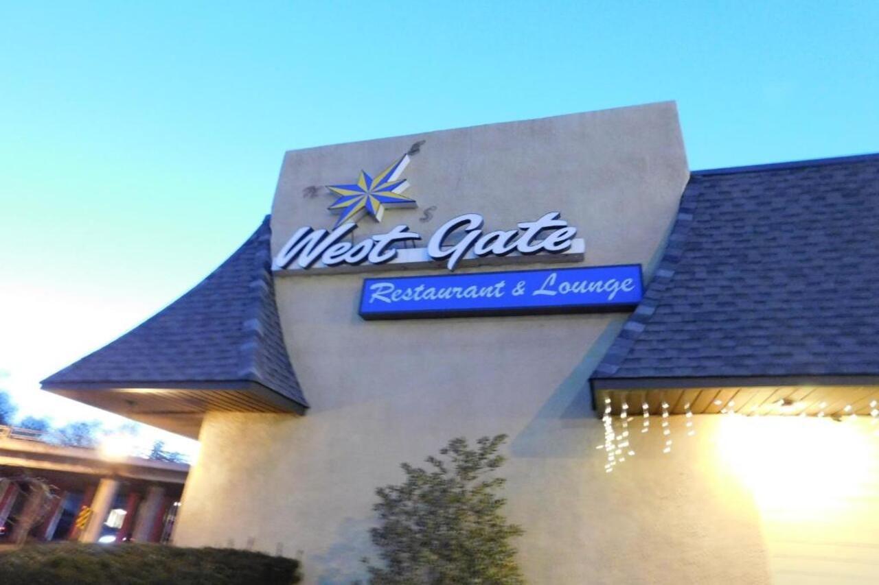 West Gate Inn ניאק מראה חיצוני תמונה