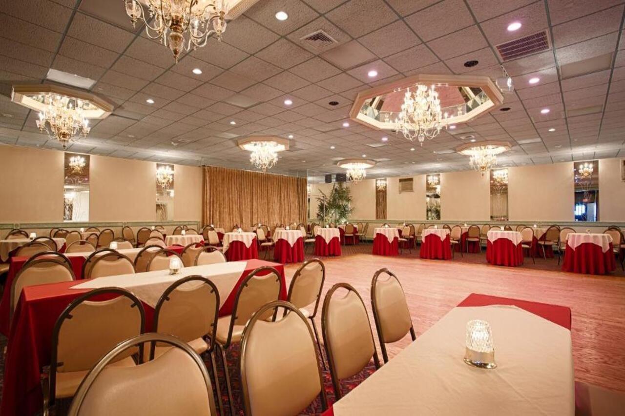 West Gate Inn ניאק מראה חיצוני תמונה