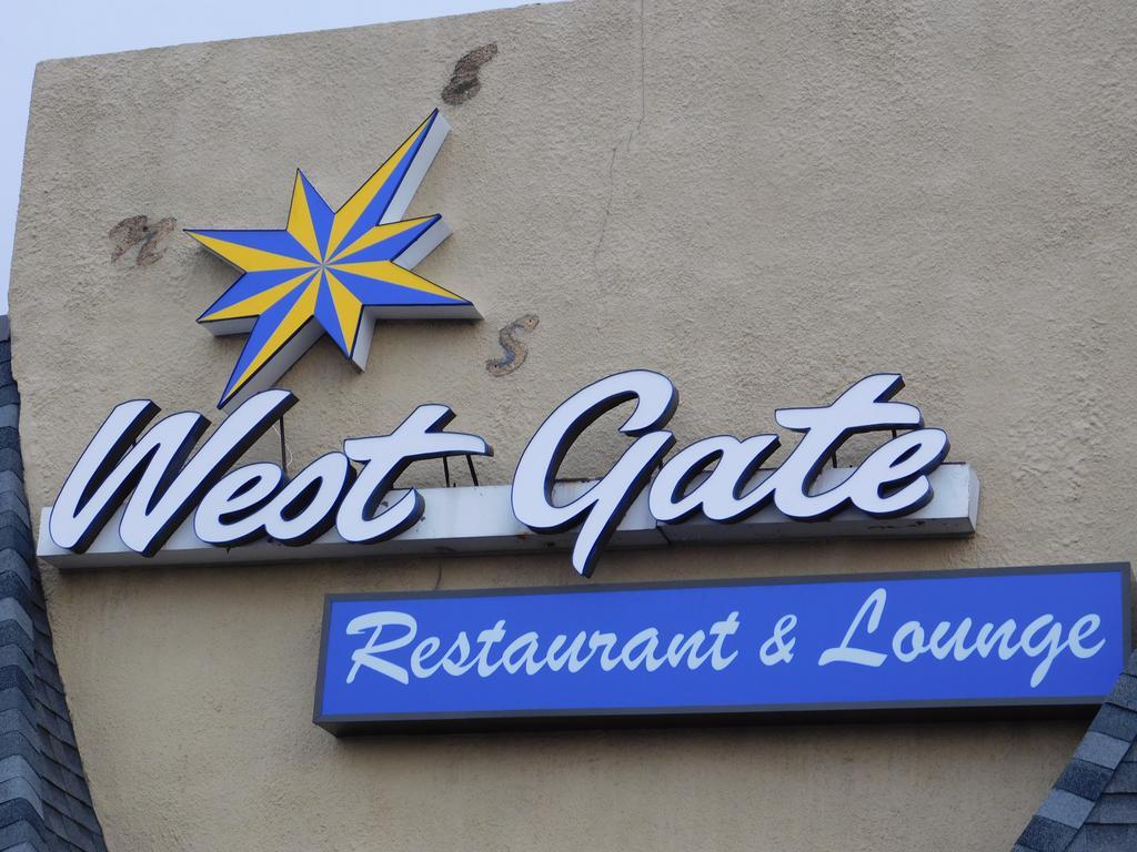 West Gate Inn ניאק מראה חיצוני תמונה